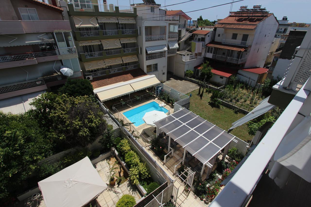 Hotel Mallas Nea Kallikrateia Exterior photo